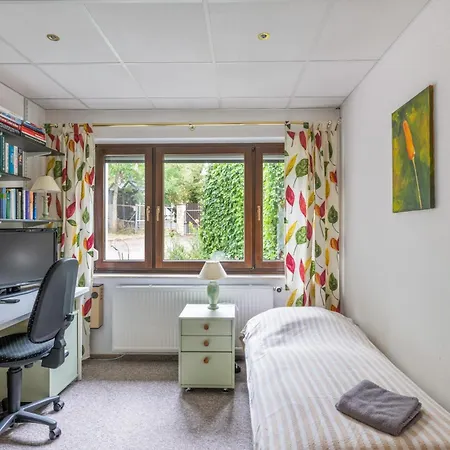 Living With Charm Daire